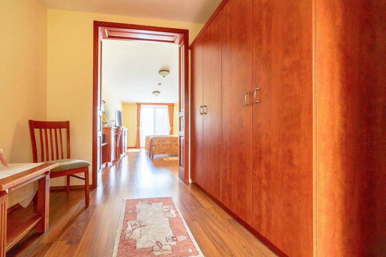 Pannon Hotel Bejelentkezes 20 Oraig, Check-In Until 20 O'Clock, Einchecken Bis 20 Uhr Mohacs Ngoại thất bức ảnh