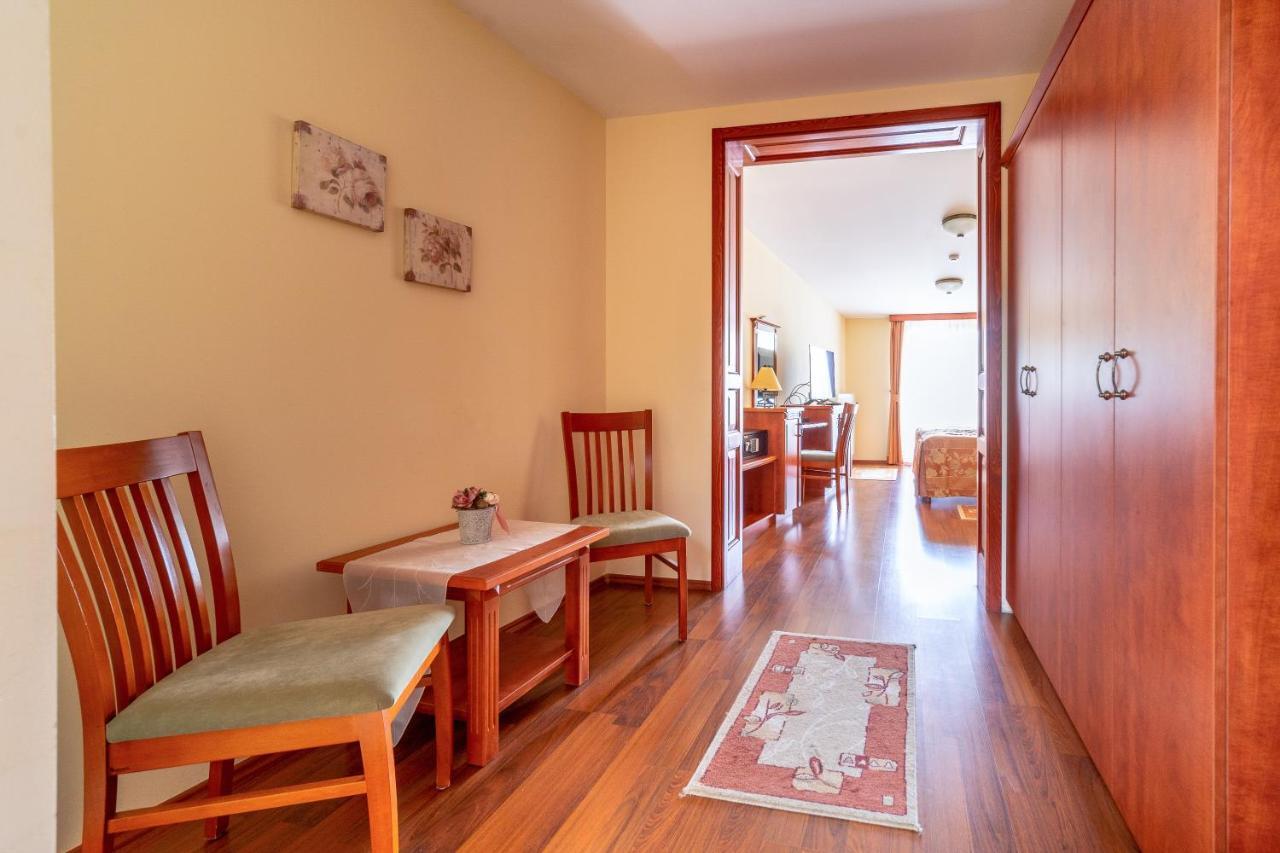 Pannon Hotel Bejelentkezes 20 Oraig, Check-In Until 20 O'Clock, Einchecken Bis 20 Uhr Mohacs Ngoại thất bức ảnh